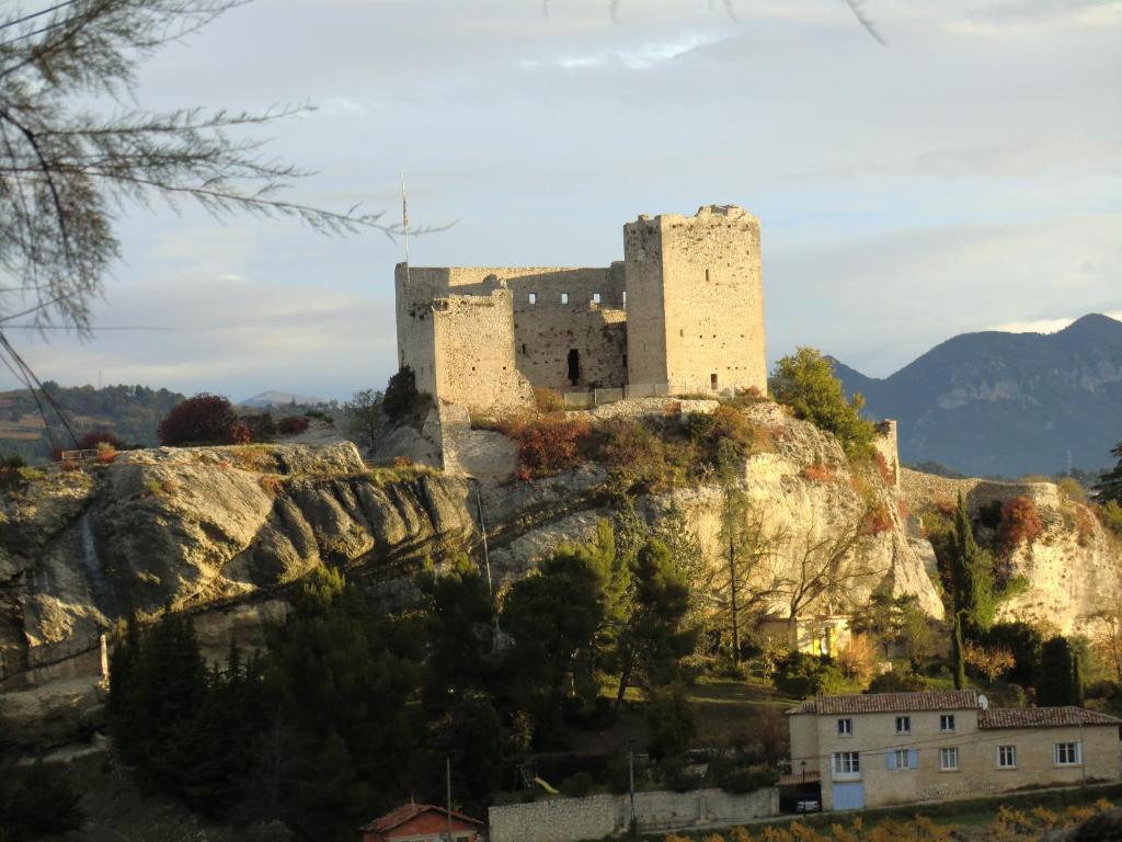 Hostellerie Le Beffroi Vaison-la-Romaine Exterior photo